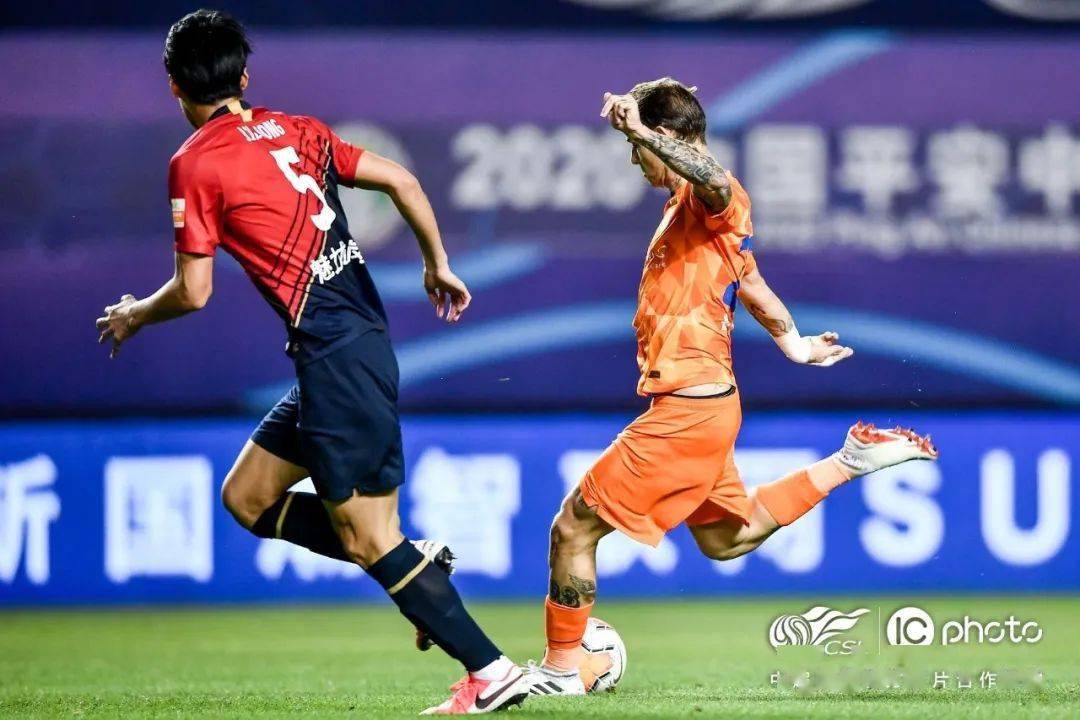 深圳佳兆业客场战胜山东鲁能，取得意外胜利的简单介绍
